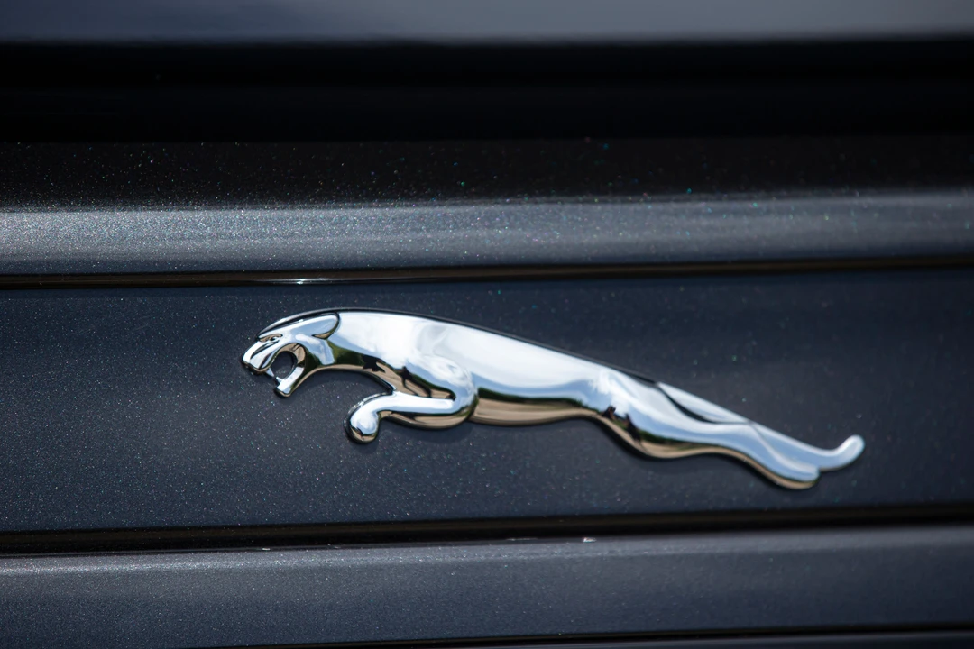 2012 Jaguar X150 XKR - Image 2 of 31