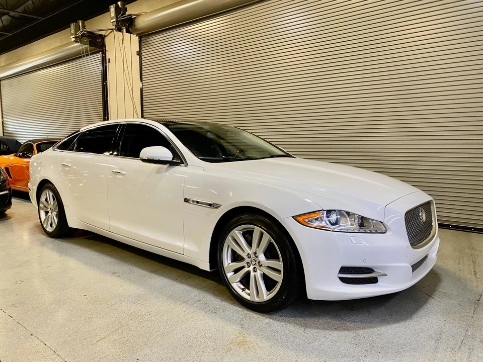 2012 Jaguar X351 XJ - Image 10 of 21