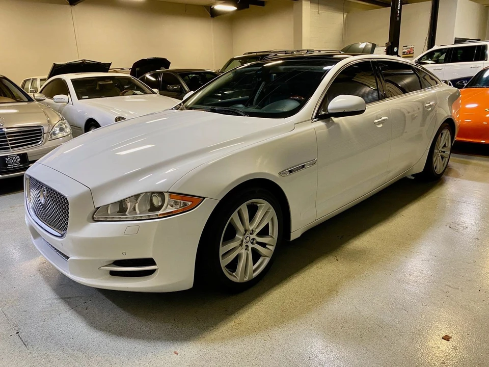 2012 Jaguar X351 XJ - Image 4 of 21