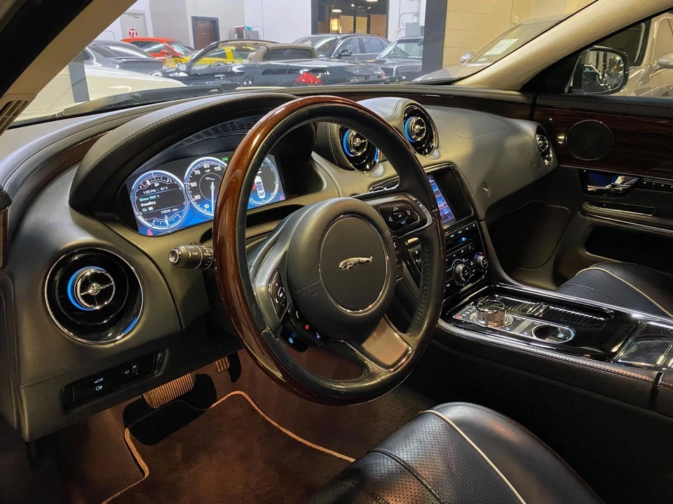 2012 Jaguar X351 XJ - Image 16 of 21