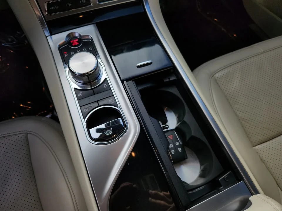 2012 Jaguar X250 XF - Image 9 of 11