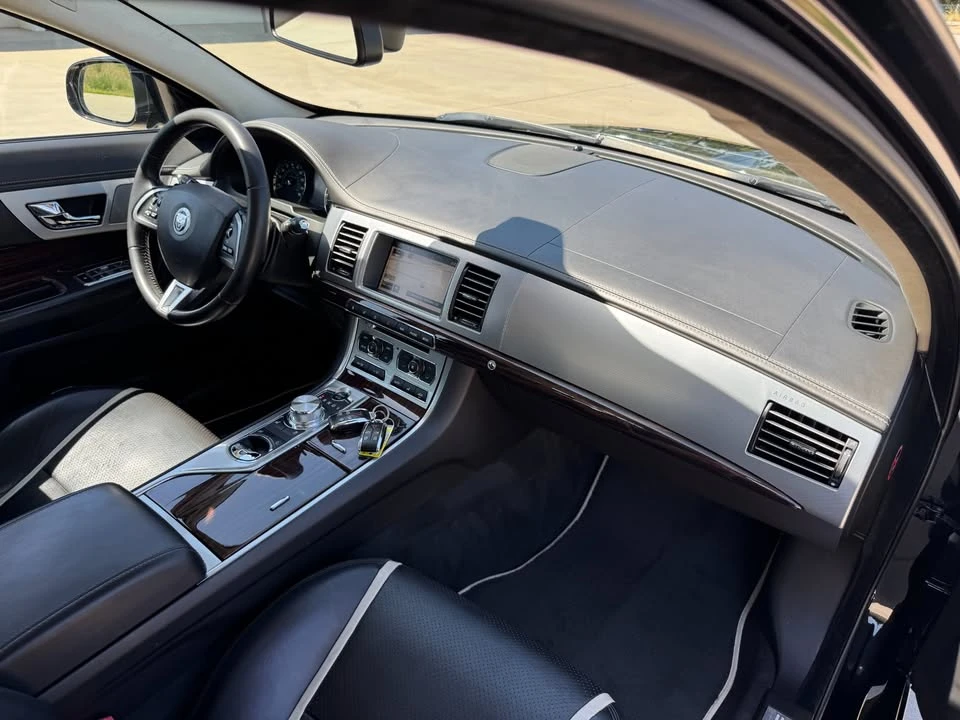 2012 Jaguar X250 XF - Image 9 of 17