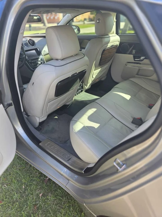 2012 Jaguar X351 XJ - Image 9 of 10