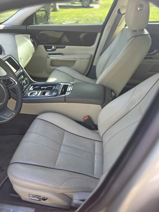 2012 Jaguar X351 XJ - Image 6 of 10