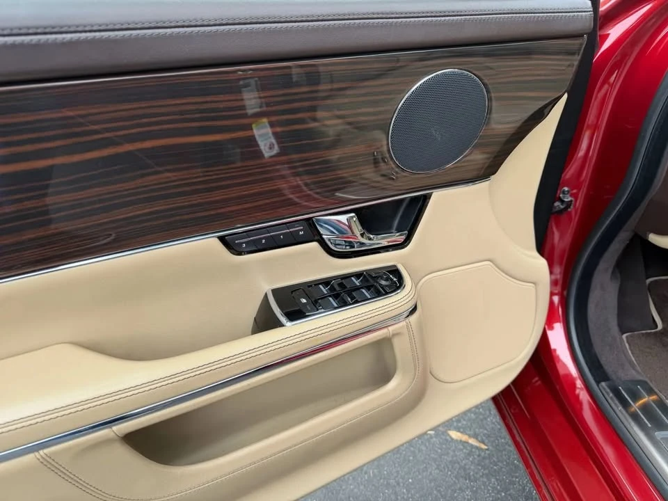 2012 Jaguar X351 XJ - Image 16 of 16