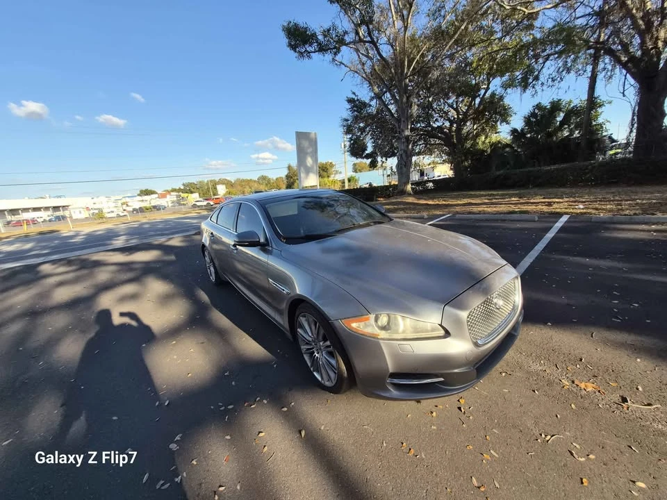 2012 Jaguar X351 XJ - Image 3 of 11