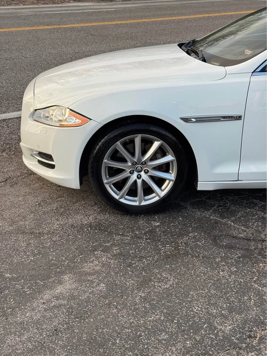 2012 Jaguar X351 XJ - Image 2 of 20