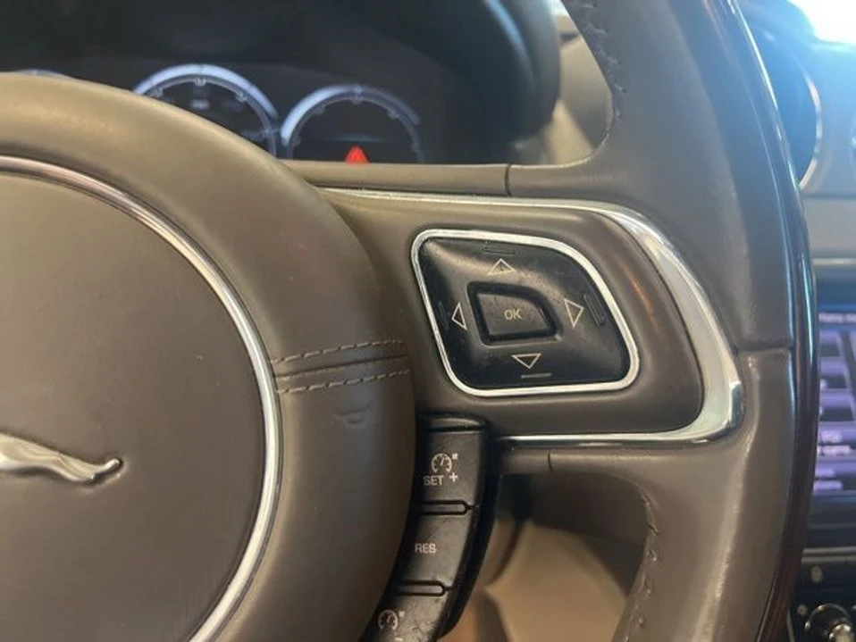 2012 Jaguar X351 XJ - Image 15 of 20
