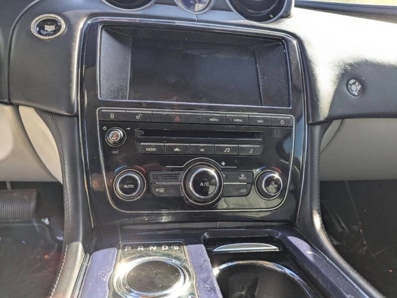 2012 Jaguar X351 XJ - Image 12 of 19