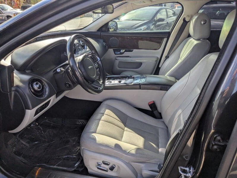 2012 Jaguar X351 XJ - Image 8 of 19