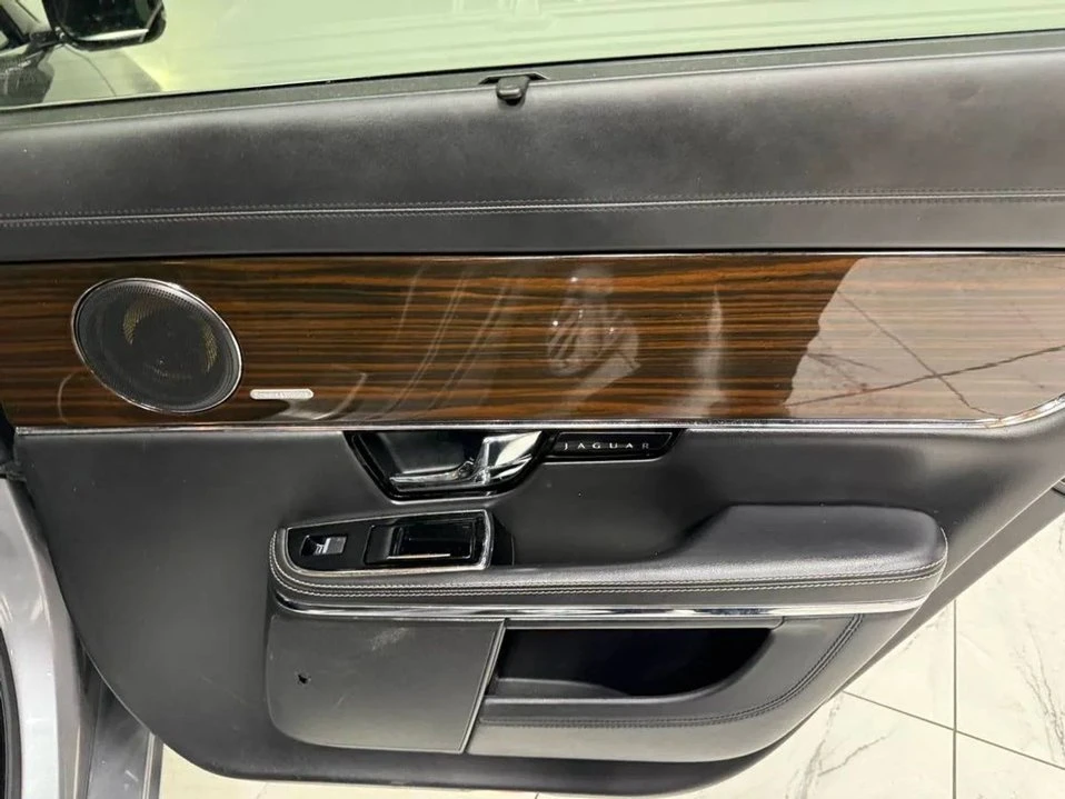 2012 Jaguar X351 XJ - Image 6 of 20