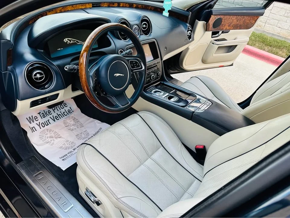 2012 Jaguar X351 XJ - Image 8 of 15