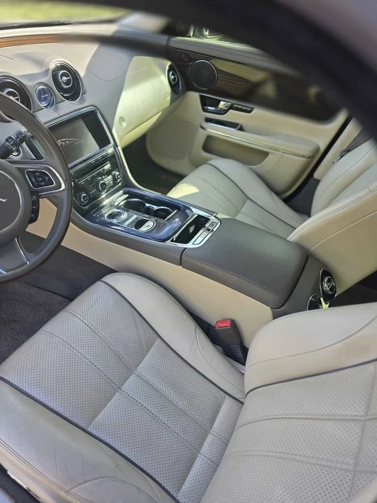 2012 Jaguar X351 XJ - Image 3 of 9