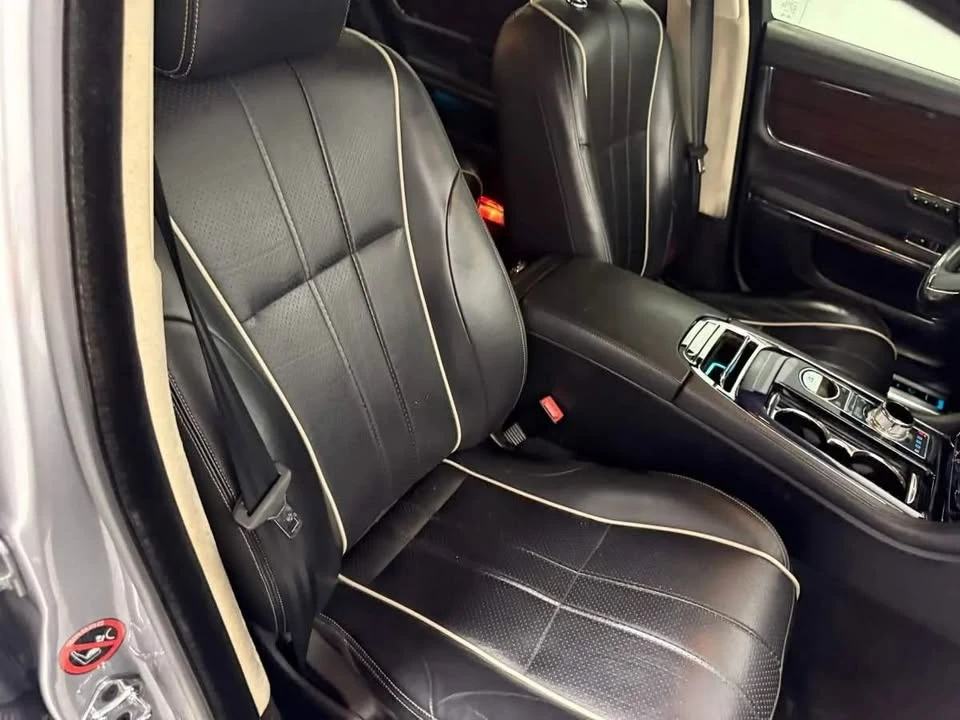 2012 Jaguar X351 XJ - Image 14 of 19