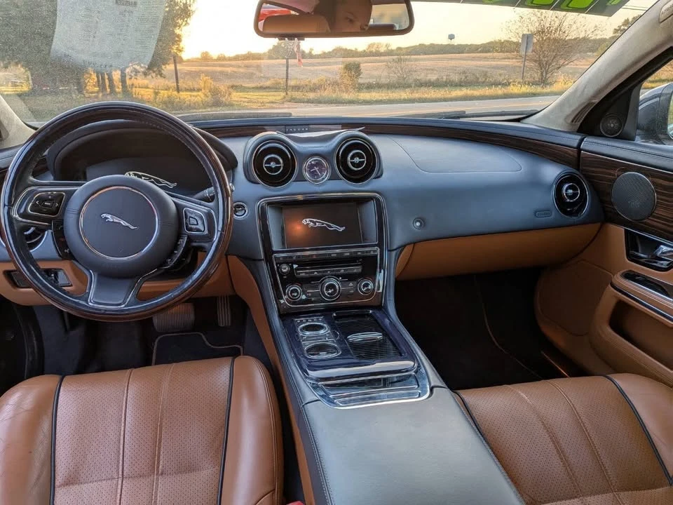 2012 Jaguar X351 XJ - Image 11 of 15