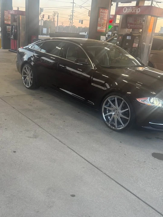 2012 Jaguar X351 XJ - Image 3 of 7