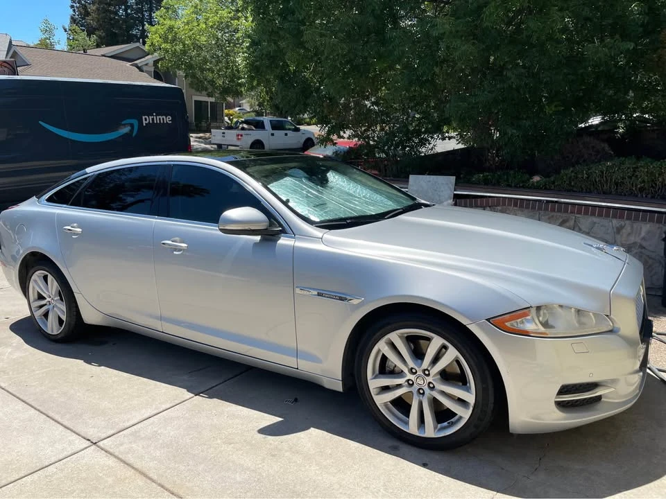 2012 Jaguar X351 XJ - Image 2 of 11