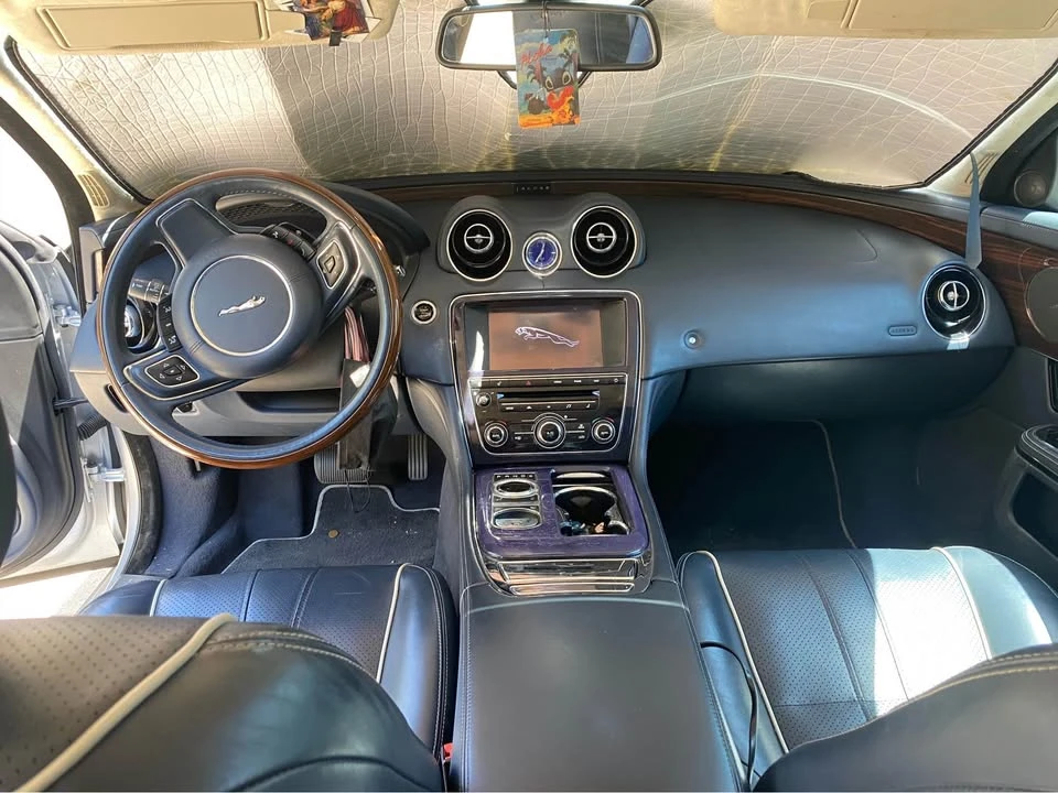 2012 Jaguar X351 XJ - Image 6 of 11