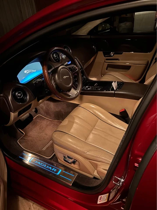 2012 Jaguar X351 XJ - Image 6 of 8