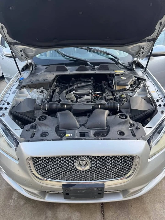 2012 Jaguar X351 XJ - Image 8 of 11