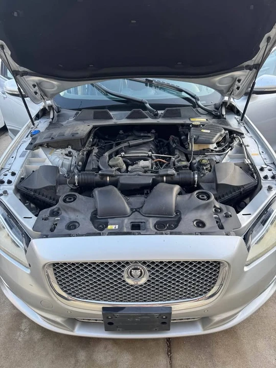 2012 Jaguar X351 XJ - Image 9 of 11