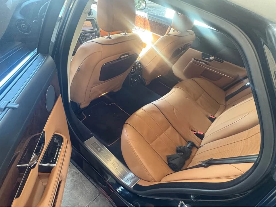 2012 Jaguar X351 XJ - Image 8 of 10
