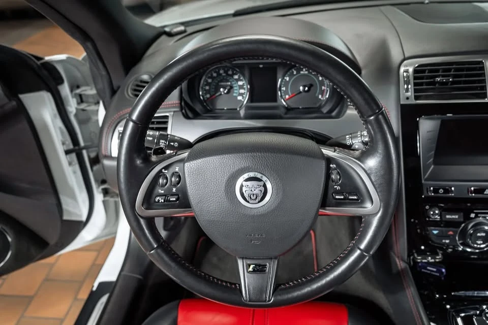 2012 Jaguar X150 XKR - Image 4 of 7