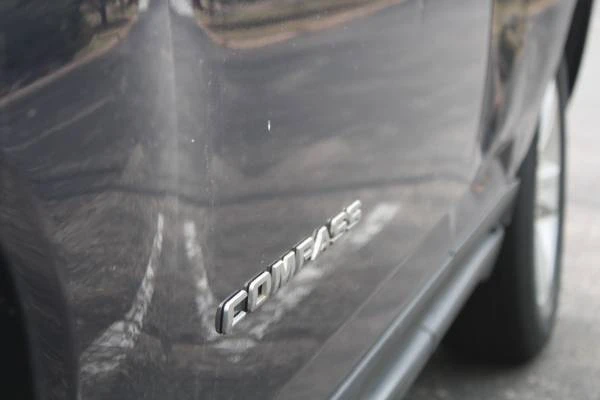 2012 Jeep Compass - Image 17 of 20