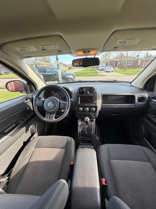 2012 Jeep Compass - Image 6 of 11