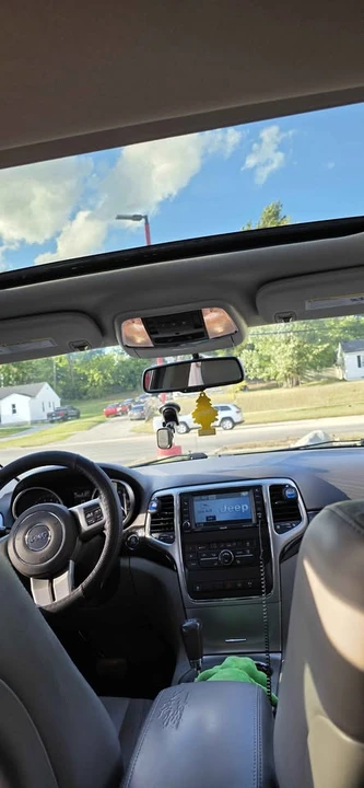 2012 Jeep WK2 Grand Cherokee - Image 3 of 8