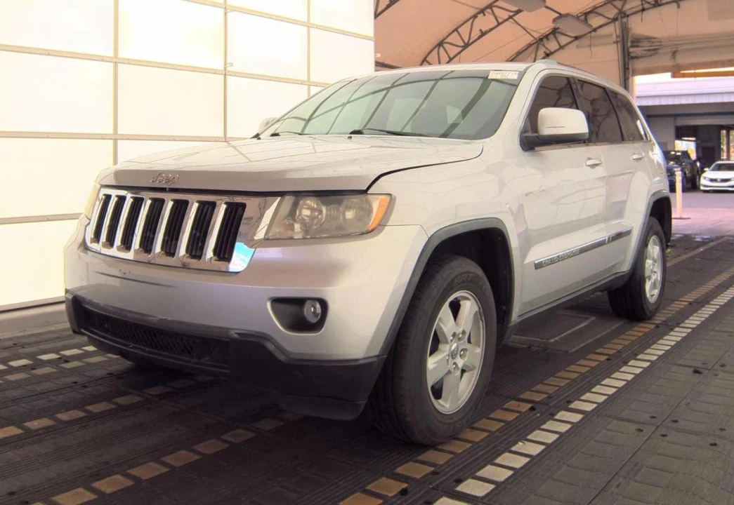 2012 Jeep WK2 Grand Cherokee - Image 2 of 13