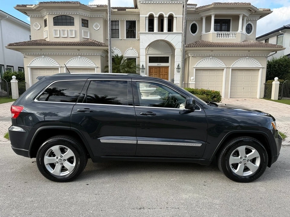 2012 Jeep WK2 Grand Cherokee - Image 2 of 24