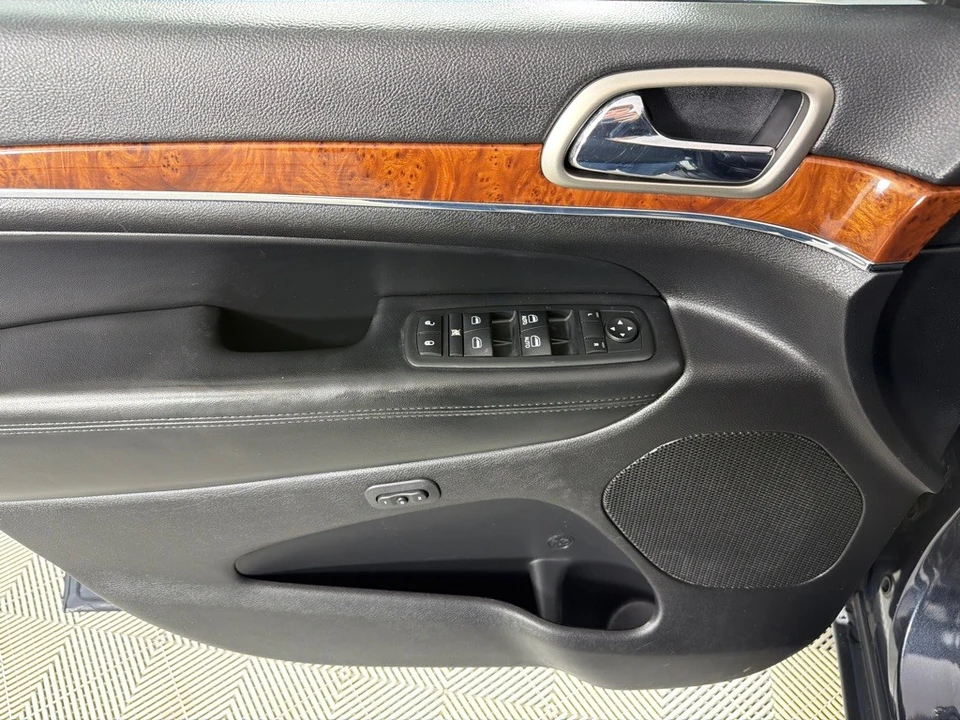 2012 Jeep WK2 Grand Cherokee - Image 9 of 12