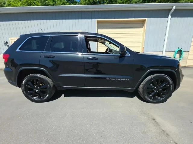 2012 Jeep WK2 Grand Cherokee - Image 3 of 16