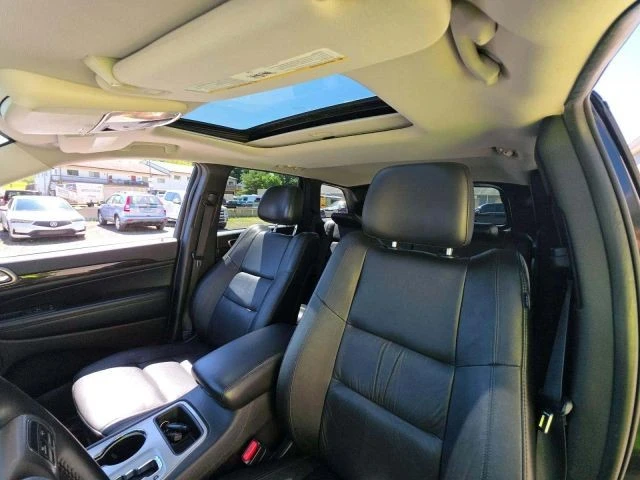 2012 Jeep WK2 Grand Cherokee - Image 10 of 16