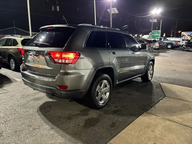 2012 Jeep WK2 Grand Cherokee - Image 9 of 12