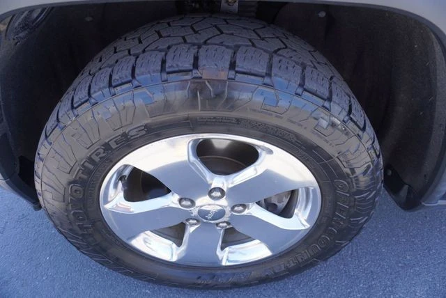 2012 Jeep WK2 Grand Cherokee - Image 16 of 31