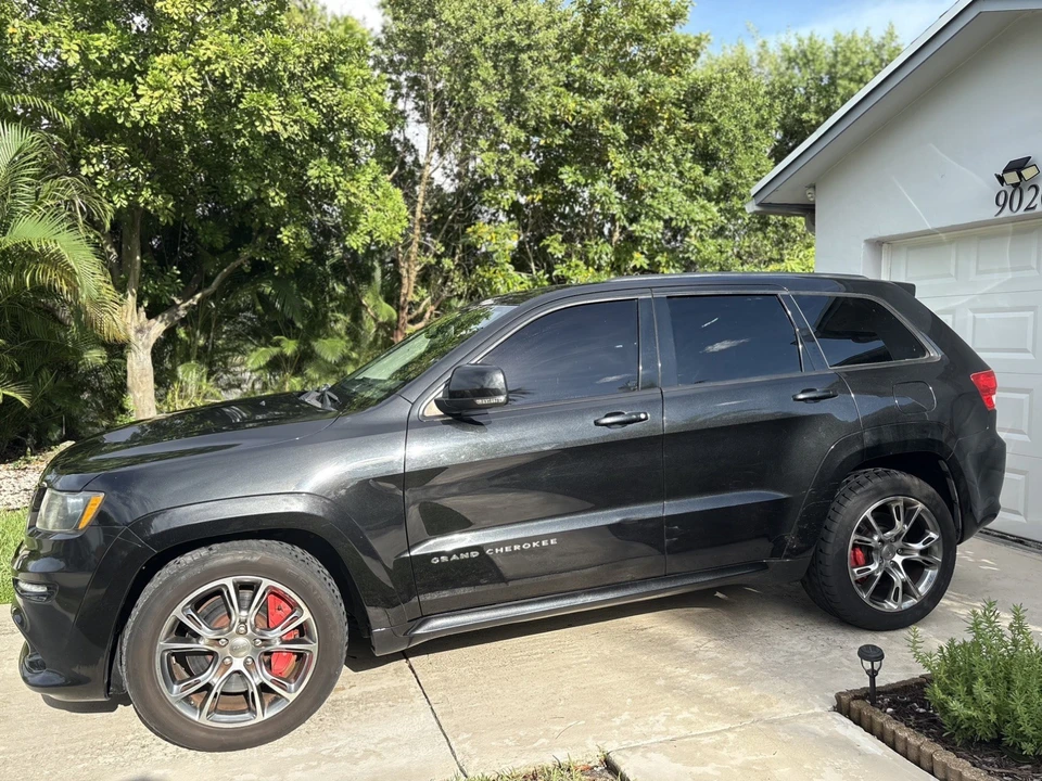 2012 Jeep WK2 Grand Cherokee SRT - Image 5 of 18