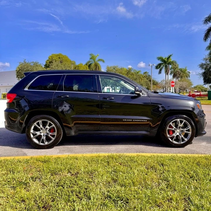 2012 Jeep WK2 Grand Cherokee SRT - Image 8 of 24