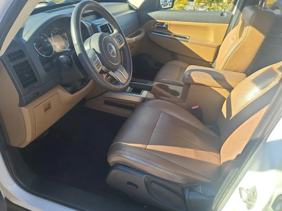 2012 Jeep KK Liberty - Image 10 of 22