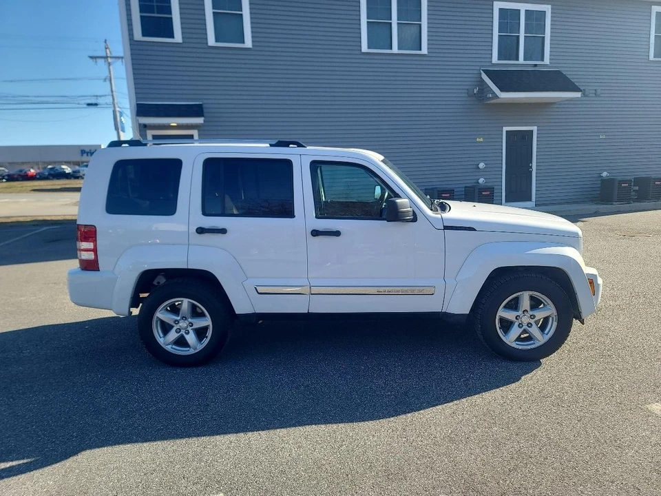 2012 Jeep KK Liberty - Image 8 of 22