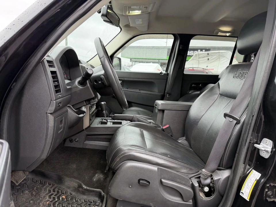 2012 Jeep KK Liberty - Image 9 of 21