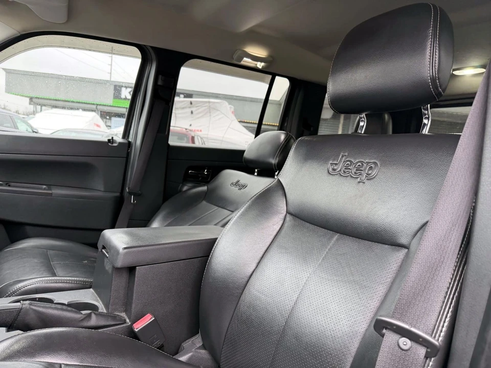 2012 Jeep KK Liberty - Image 8 of 21