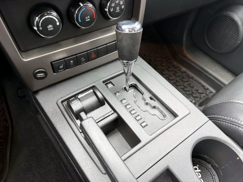 2012 Jeep KK Liberty - Image 19 of 21