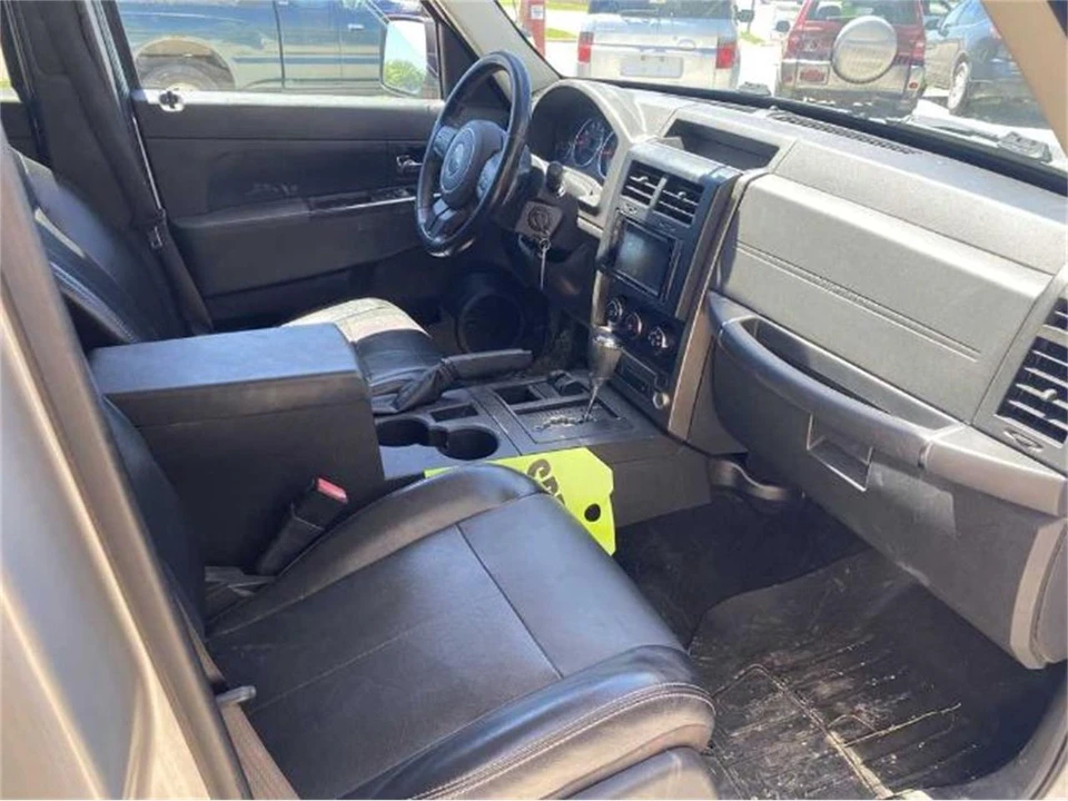 2012 Jeep KK Liberty - Image 14 of 20