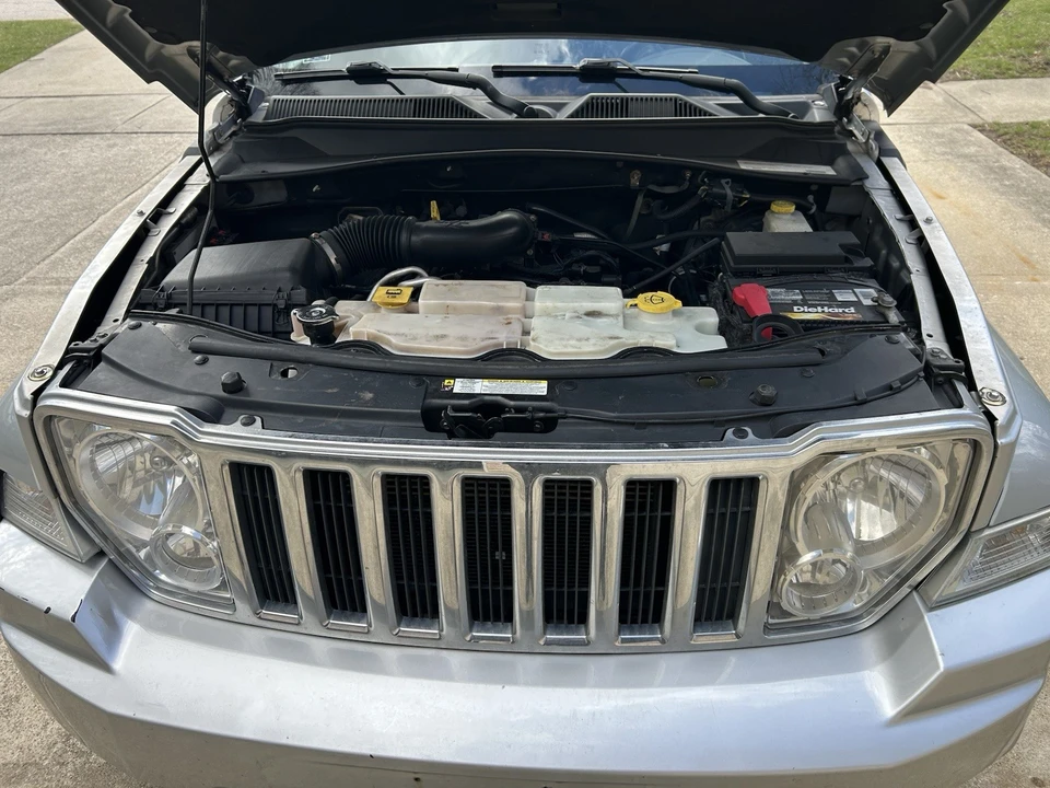 2012 Jeep KK Liberty - Image 4 of 18