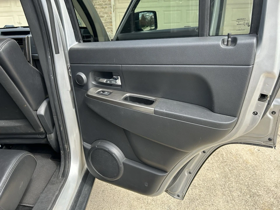 2012 Jeep KK Liberty - Image 13 of 18