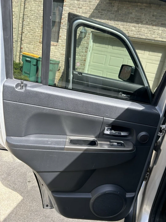 2012 Jeep KK Liberty - Image 14 of 18