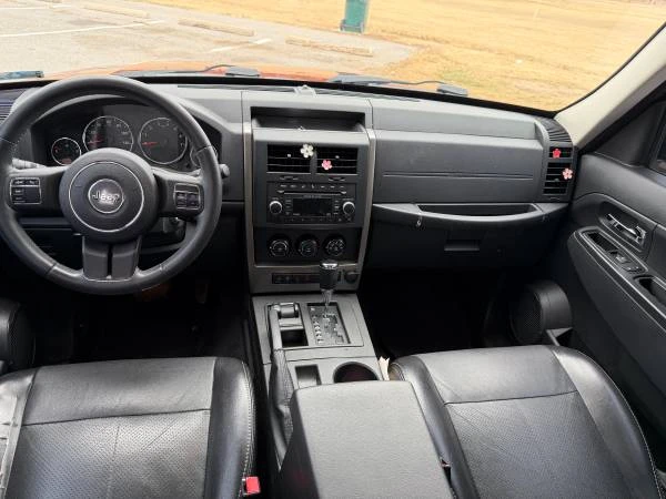 2012 Jeep KK Liberty - Image 5 of 12