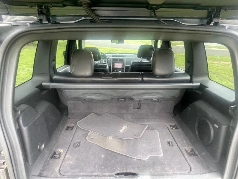 2012 Jeep KK Liberty - Image 9 of 12